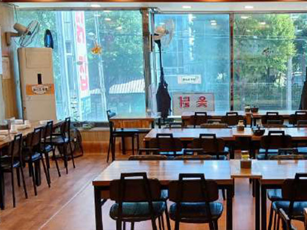 수원시 권선구 송할머니 옻닭집 내부 인테리어