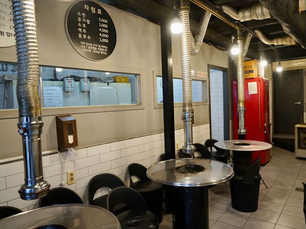 태백시 황지식육점 원조실비 내부 인테리어