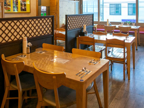 고성군 장미경양식 내부 인테리어