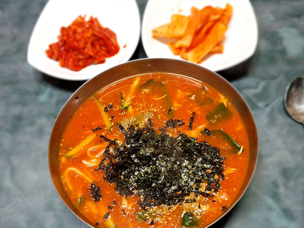 강릉시 형제칼국수 대표 음식