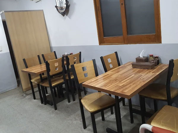 청주시 상당구 신화당분식 내부 인테리어