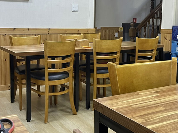 청주시 청원구 한성왕족발 내부 인테리어