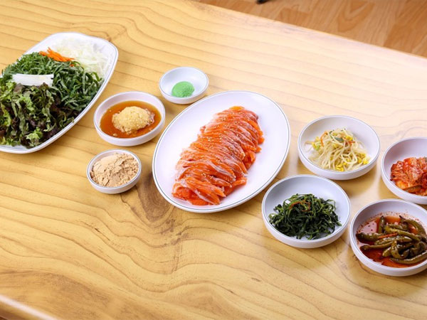 충주시 남한강횟집 대표 음식