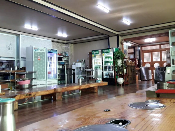 단양군 갈매기식당 내부 인테리어