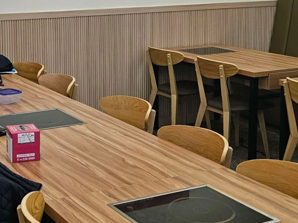 진천군 고향왕족발보쌈식당 내부 인테리어