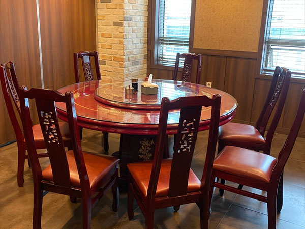 아산시 홍콩반점 내부 인테리어