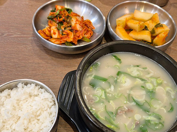 아산시 일신족탕 대표 음식