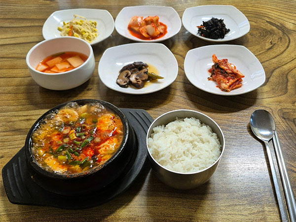 청양군 대일식당 대표 음식