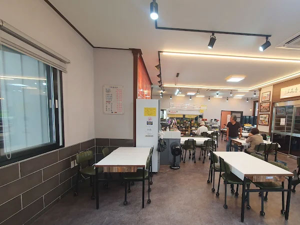 홍성군 결성칼국수 내부 인테리어