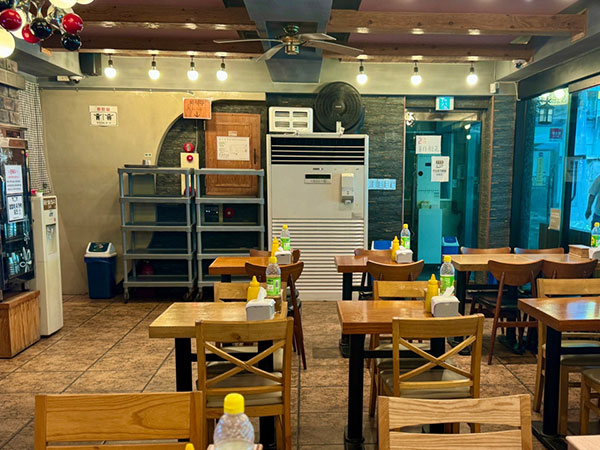 부산진구 개금밀면 내부 인테리어