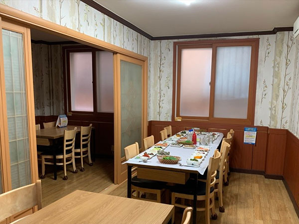 완도군 청실횟집 내부 인테리어