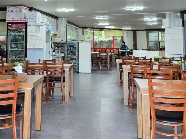 구례군 지리산식당 내부 인테리어