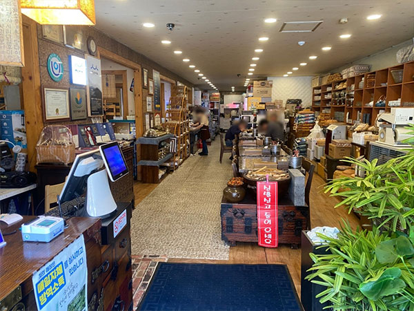 서구 민들레 내부 인테리어