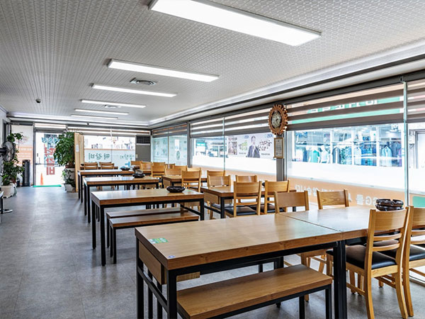 광산구 새송정떡갈비 내부 인테리어