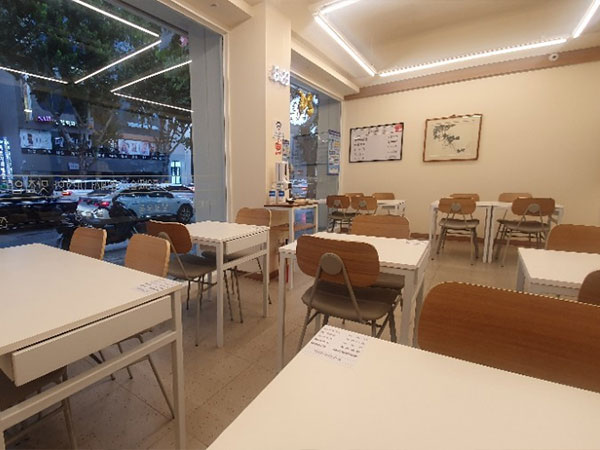 중구 충무할매김밥 본점 내부 인테리어