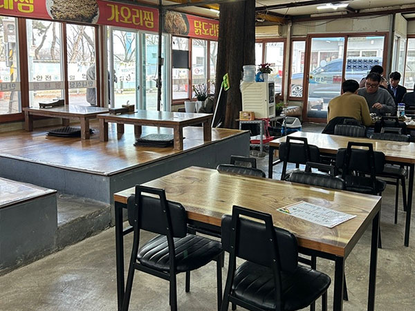 동구 만나식당 내부 인테리어