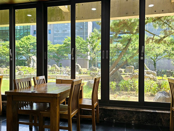 제주시 비원 내부 인테리어