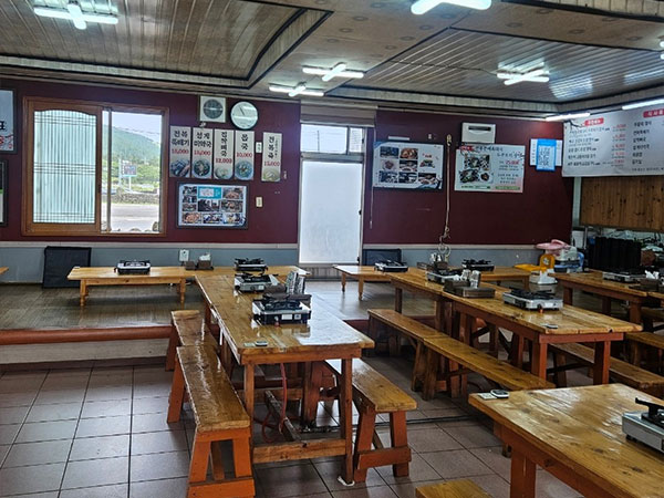 서귀포시 만덕이네 내부 인테리어