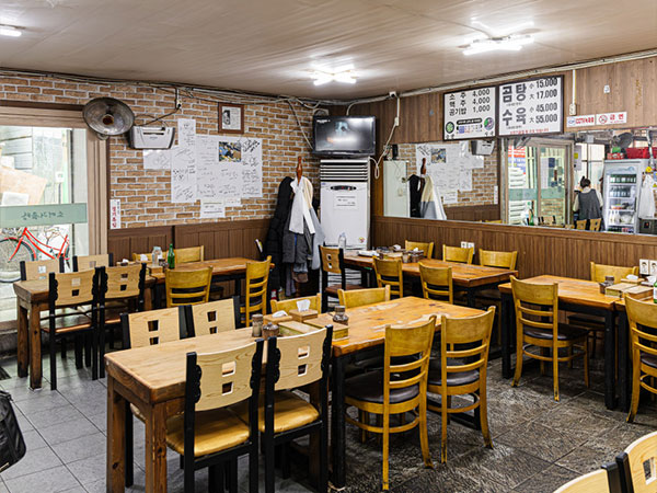 포항시 북구 장기식당 내부 인테리어