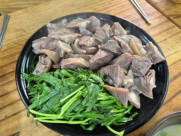 포항시 북구 장기식당 수육