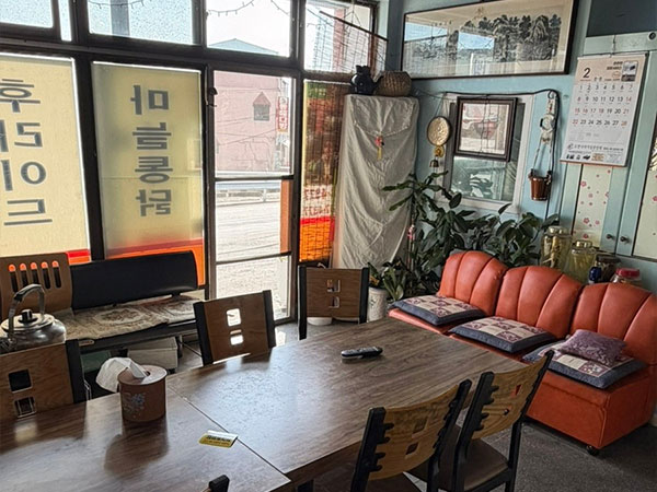 포항시 북구 청하통닭집 내부 인테리어