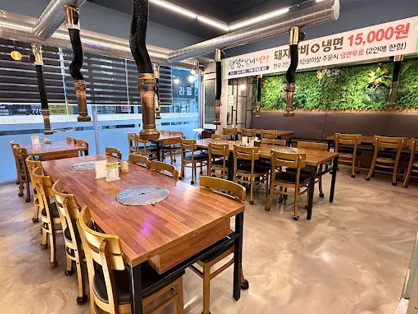 경주시 평양냉면집 내부 인테리어