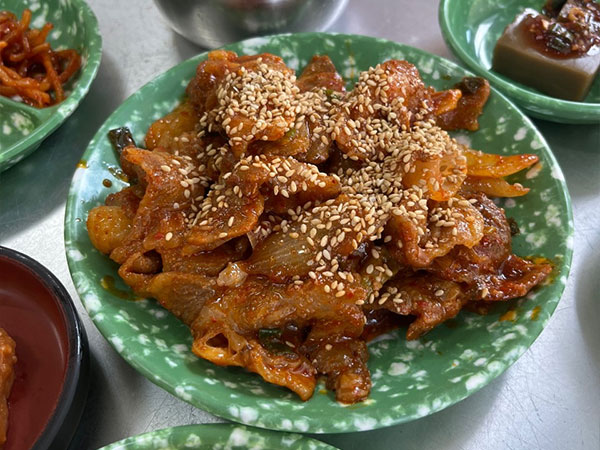 경주시 월성분식 제육볶음