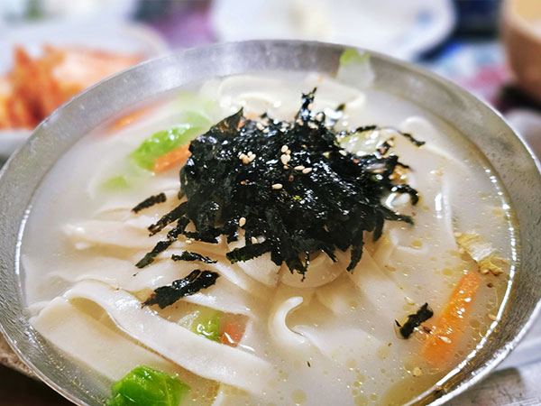 김천시 새김천식당 대표 음식