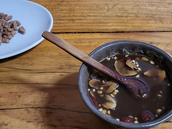 김천시 기찻길옆오막살이 대추차