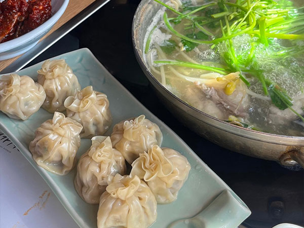 구미시 복터진집 본점 복어만두