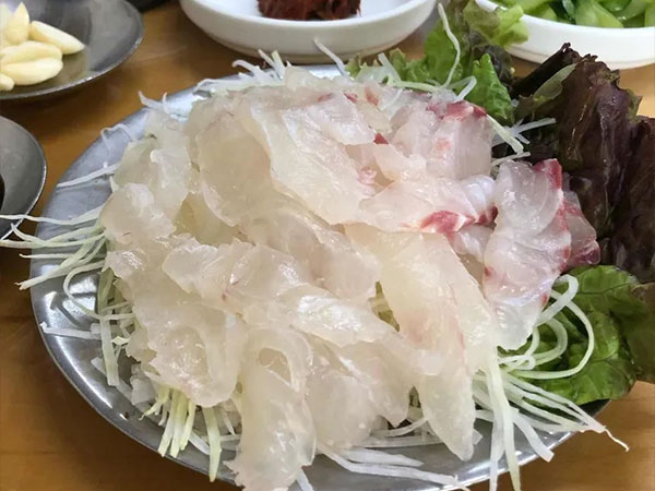 부산명물횟집 광어회