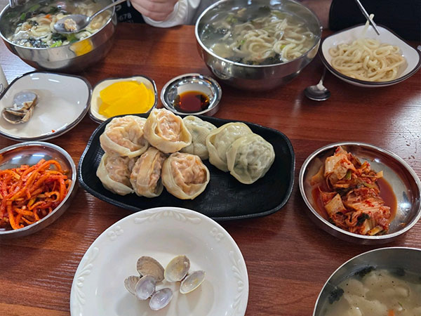 옛김포식당 만두와 칼국수