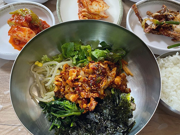 영빈관 낙지비빔밥