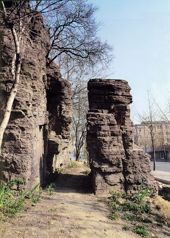 건들바위(대구입암) (건들바위(大邱笠巖>)